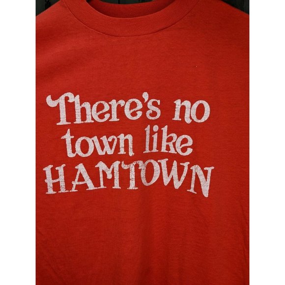 Vintage 80s Hanes "Hamtown" Red Single Stich Graphic Tee / Size S / Made in USA - Picture 3 of 5